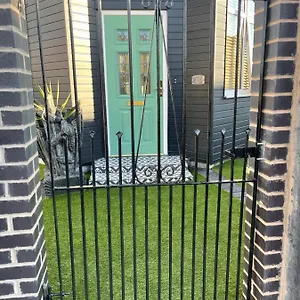 Henderson House Holiday home Blackpool